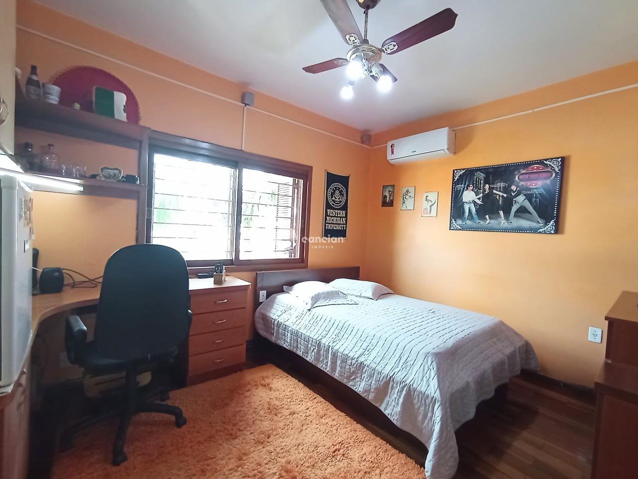 Casa à venda no Camobi: 