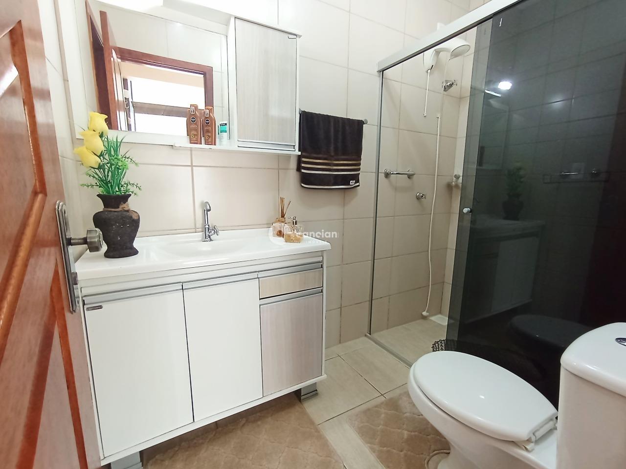 Casa à venda no Camobi: 