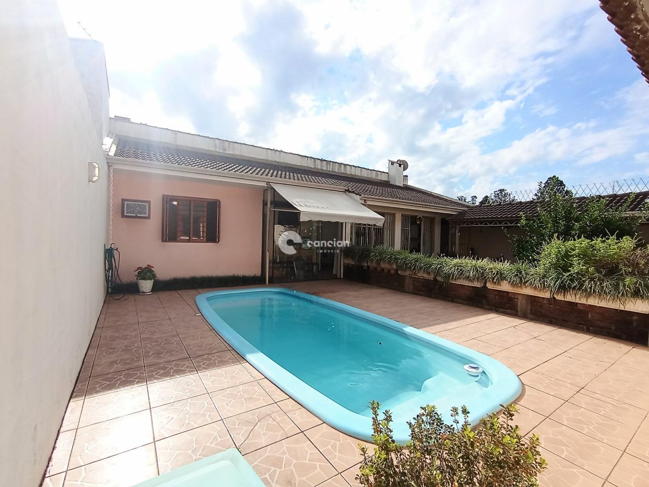 Casa à venda no Camobi: 