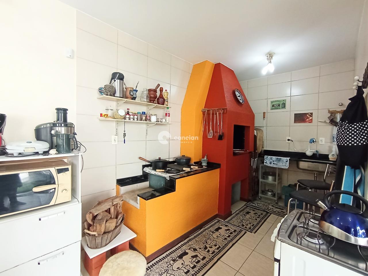 Casa à venda no Camobi: 