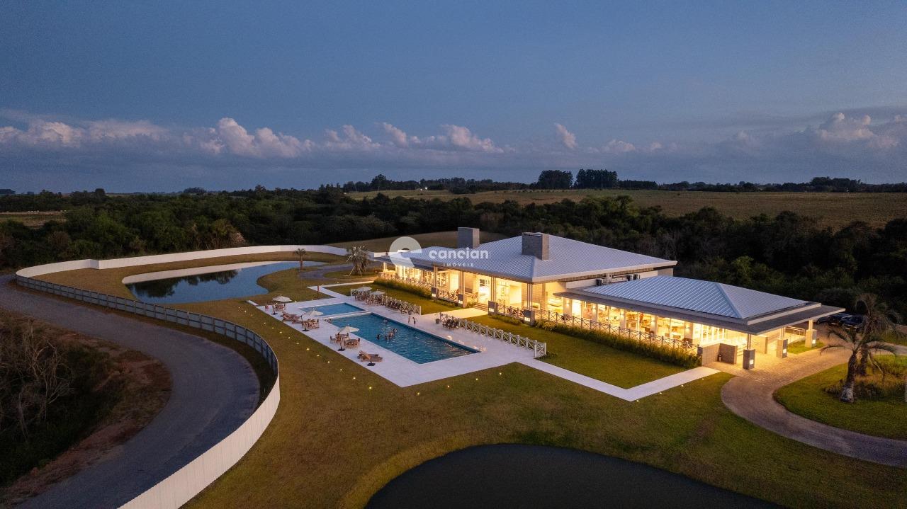 Terreno em condomínio à venda no Tomazetti: