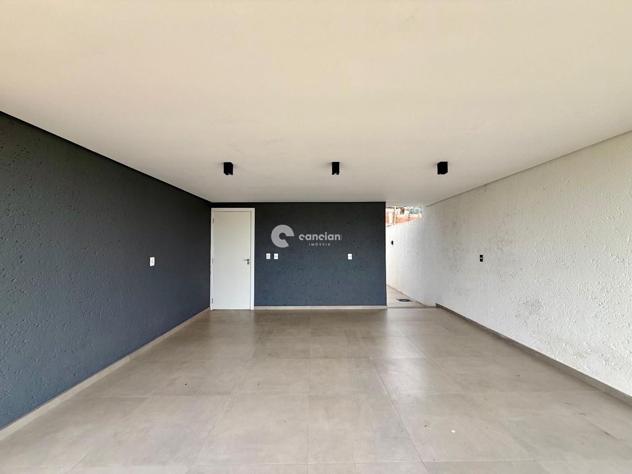 Casa de Condomínio à venda no Tomazetti: 