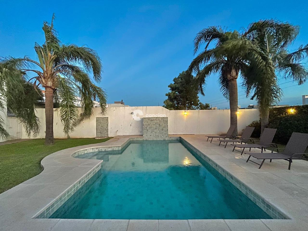 Casa de Condomínio à venda no Tomazetti: