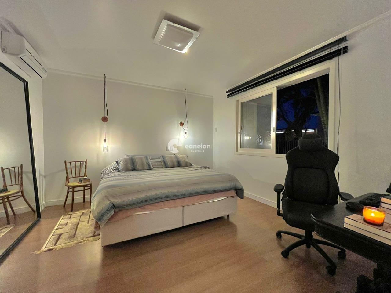 Casa de Condomínio à venda no Tomazetti: