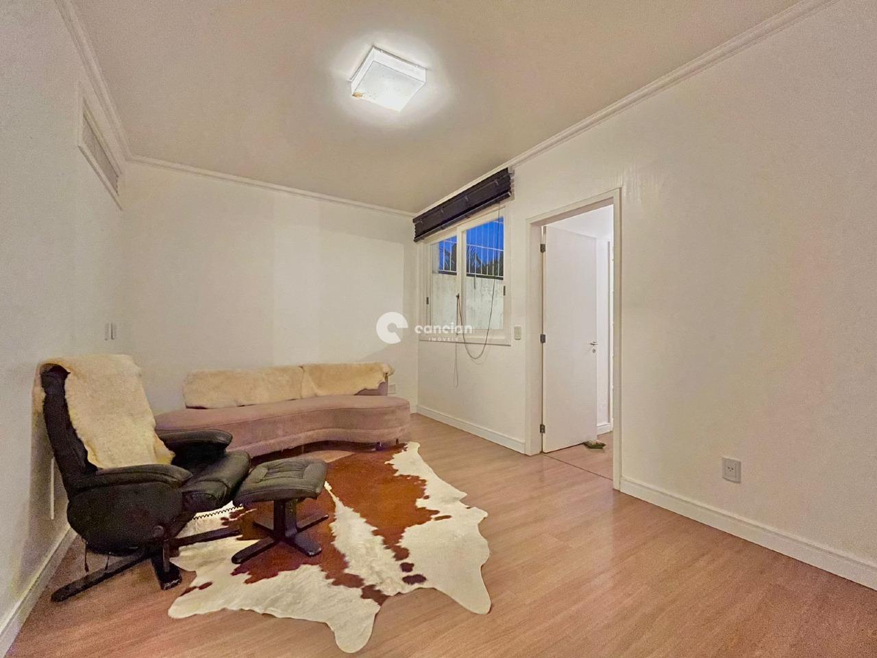 Casa de Condomínio à venda no Tomazetti: