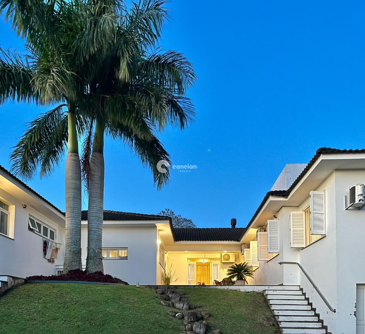 Casa de Condomínio à venda no Tomazetti: