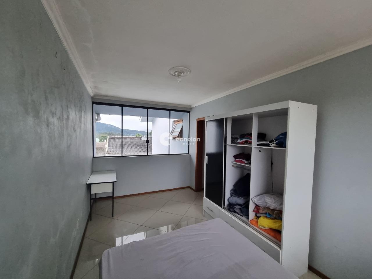 Casa à venda no Camobi: 