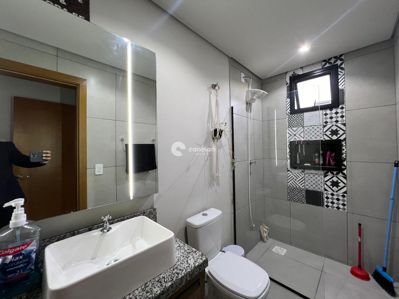 Casa de Condomínio à venda no Camobi: 