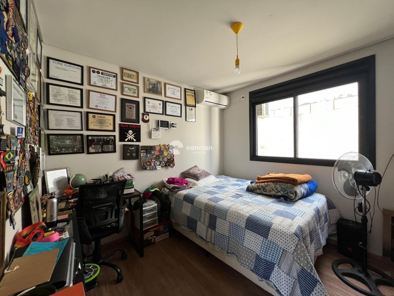 Casa de Condomínio à venda no Camobi: 