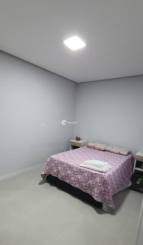 Casa à venda no Araçá: 