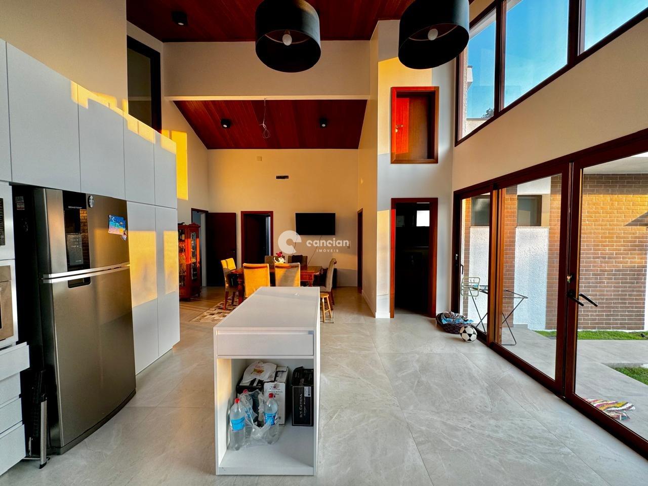 Casa de Condomínio à venda no Camobi: 