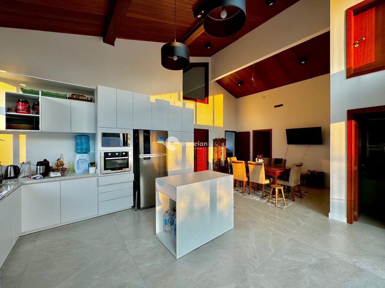 Casa de Condomínio à venda no Camobi: 