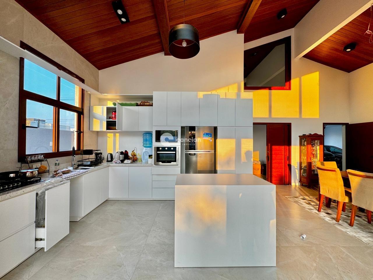 Casa de Condomínio à venda no Camobi: 