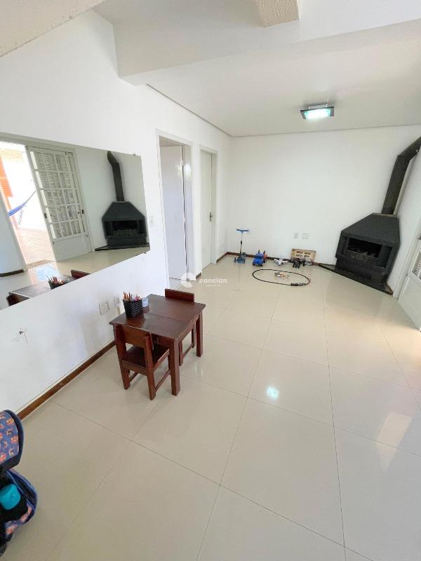 Casa de Condomínio à venda no Camobi: