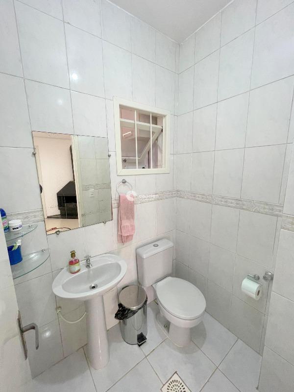 Casa de Condomínio à venda no Camobi: