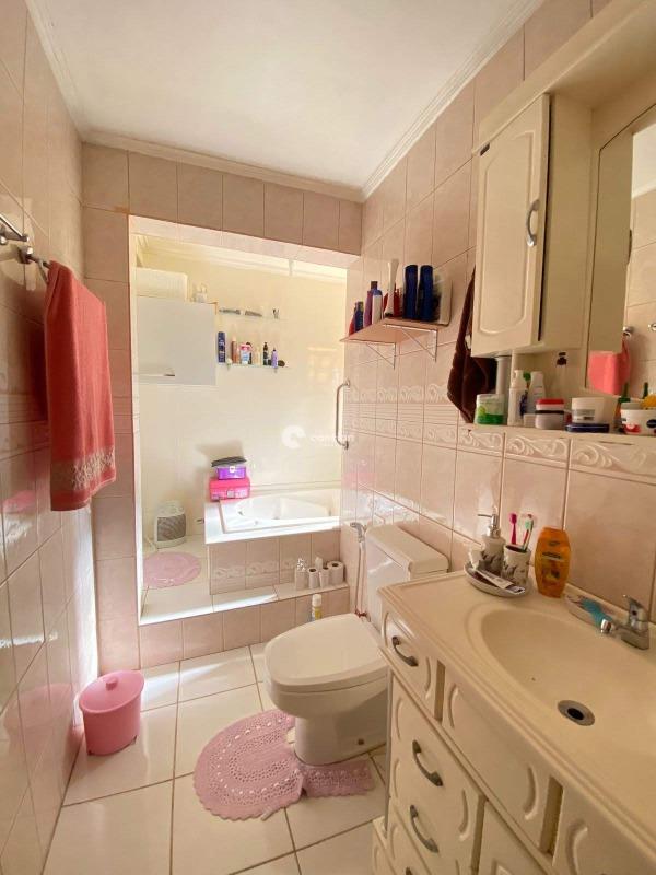 Casa à venda no Tancredo Neves: