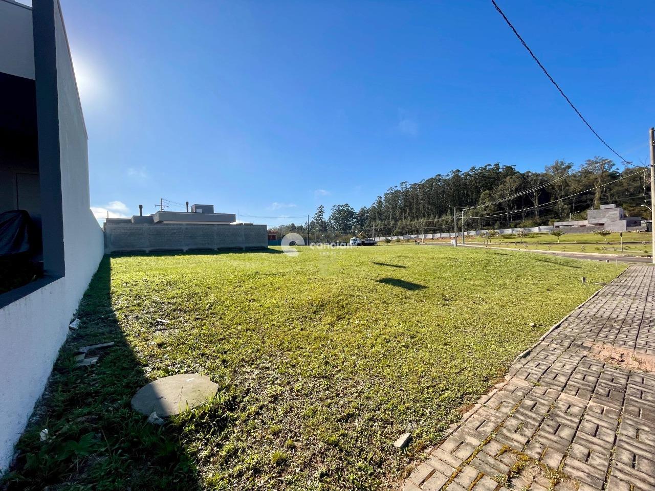 Terreno em condomínio à venda no Camobi: