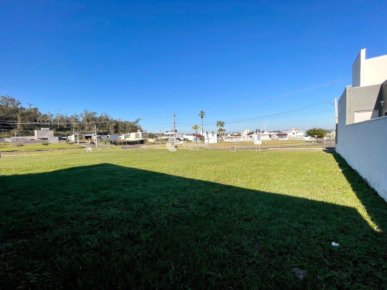 Terreno em condomínio à venda no Camobi: