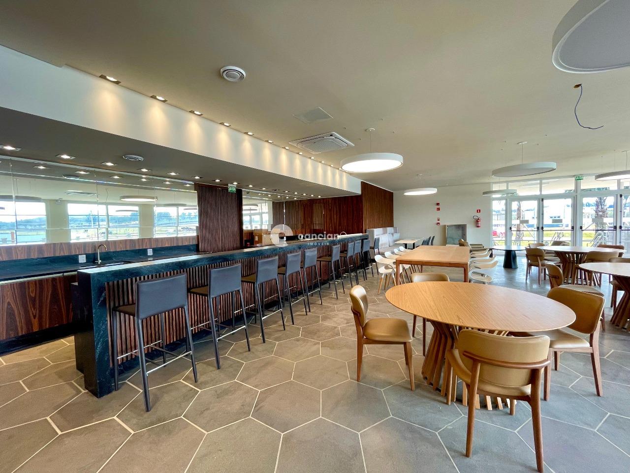 Terreno em condomínio à venda no Tomazetti: