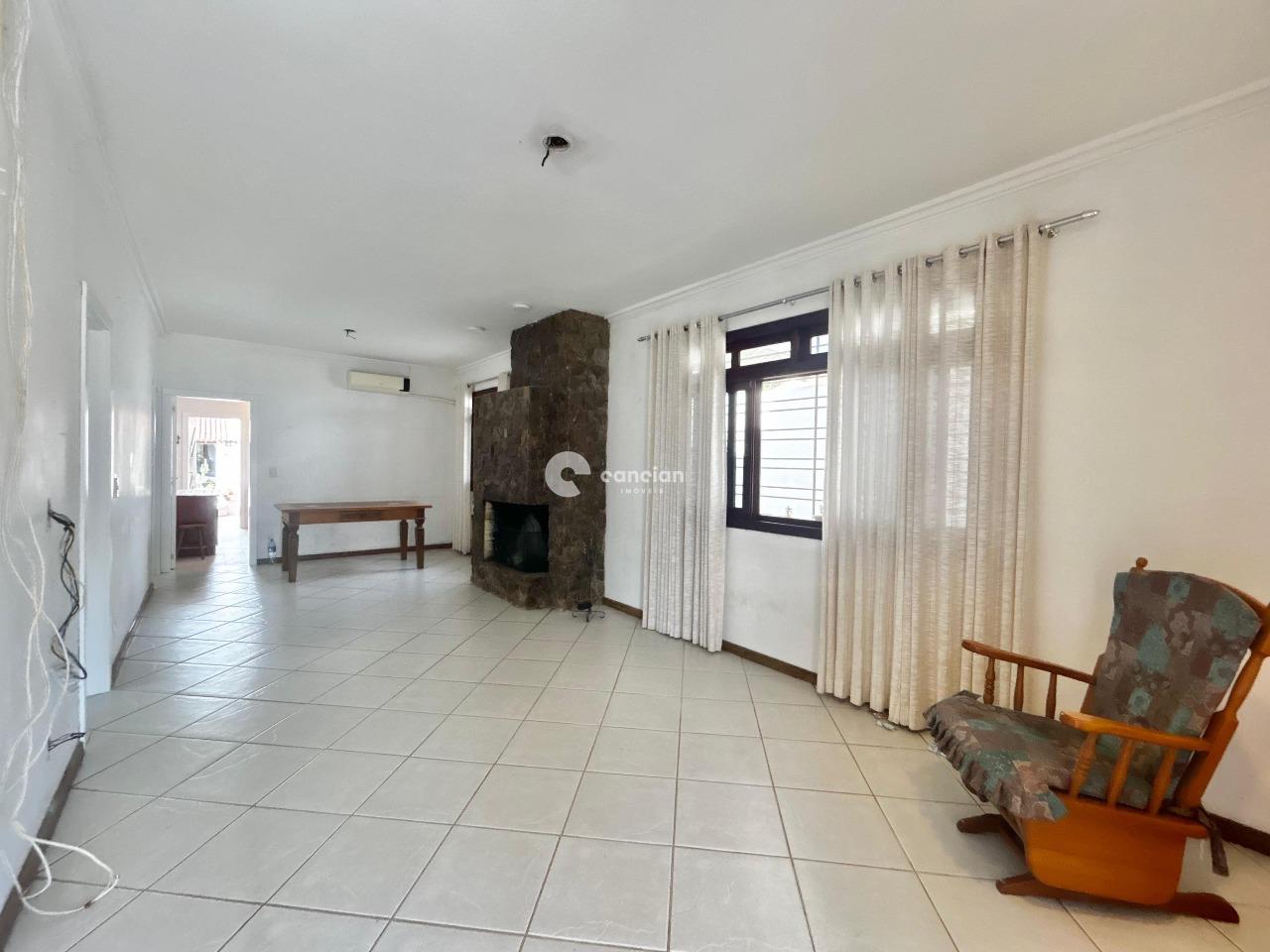 Casa à venda no Camobi: 