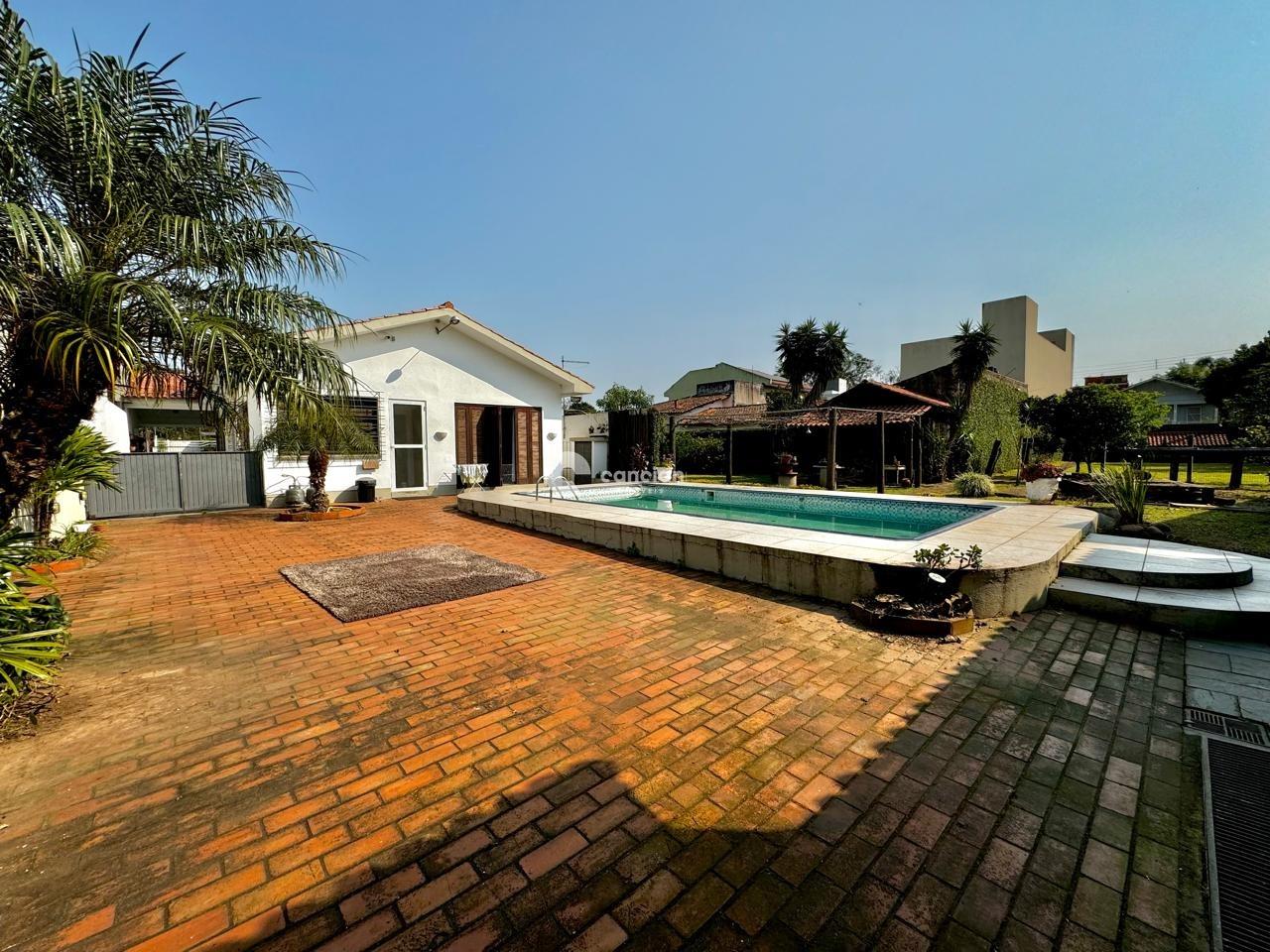 Casa à venda no Camobi: 