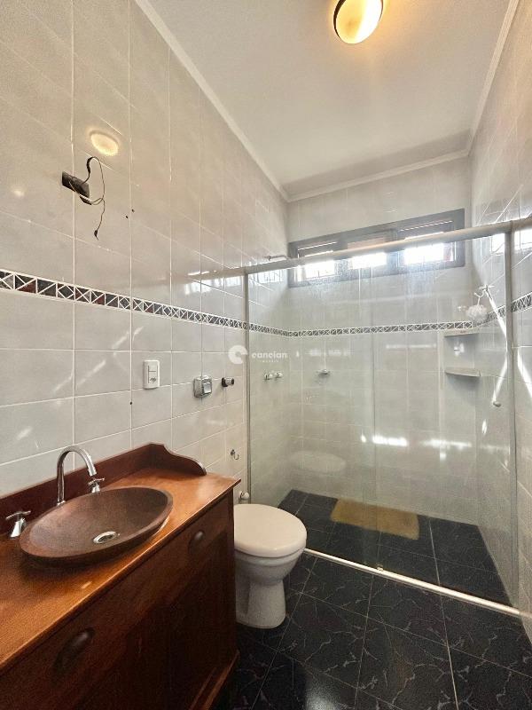 Casa à venda no Camobi: 