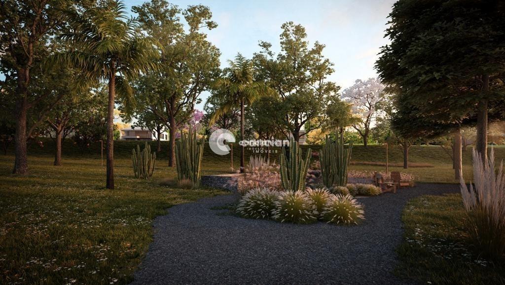 Terreno em condomínio à venda no Tomazetti: 