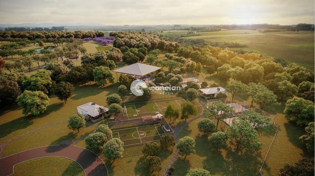 Terreno em condomínio à venda no Tomazetti: 