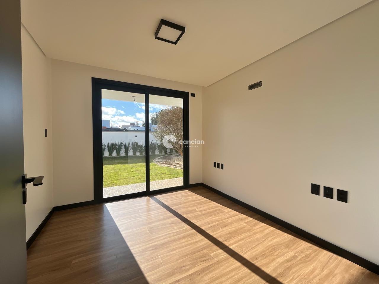 Casa de Condomínio à venda no Camobi: