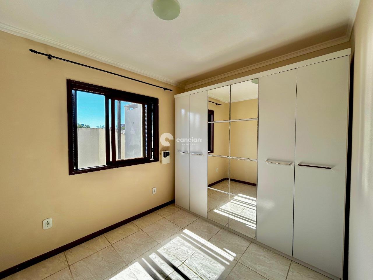 Casa de Condomínio à venda no Camobi: 