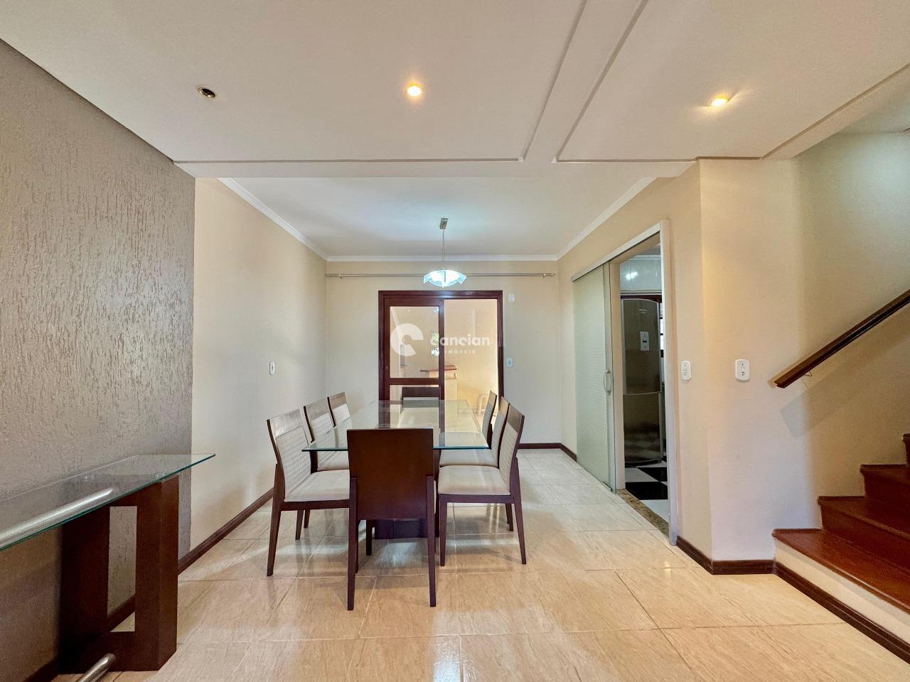 Casa de Condomínio à venda no Camobi: 