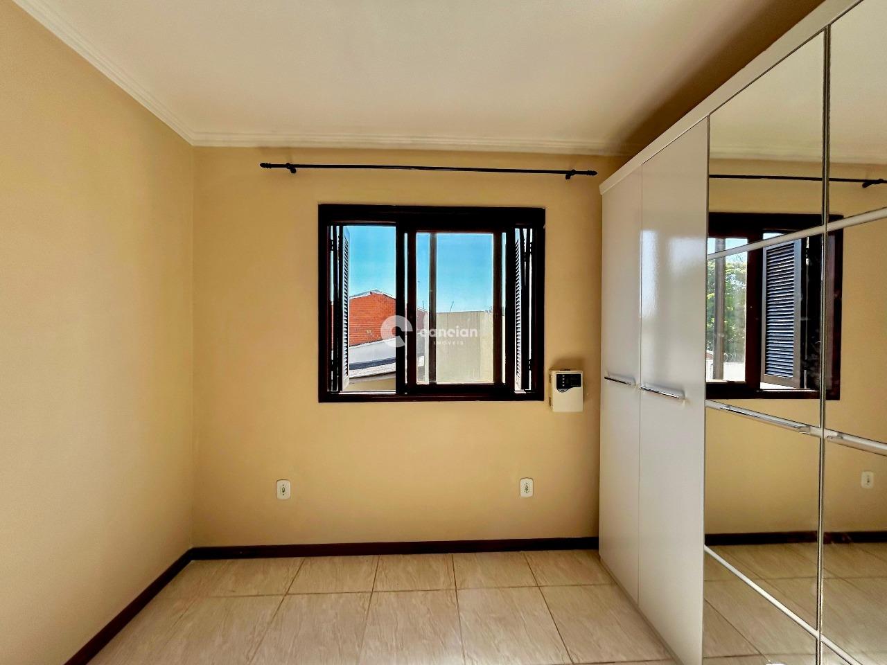 Casa de Condomínio à venda no Camobi: 