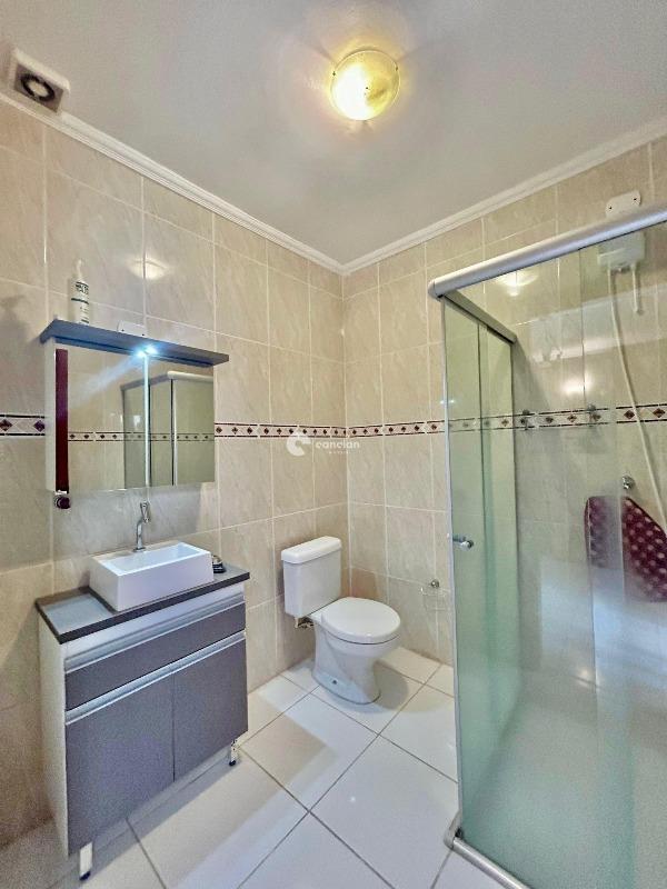 Casa de Condomínio à venda no Camobi: 