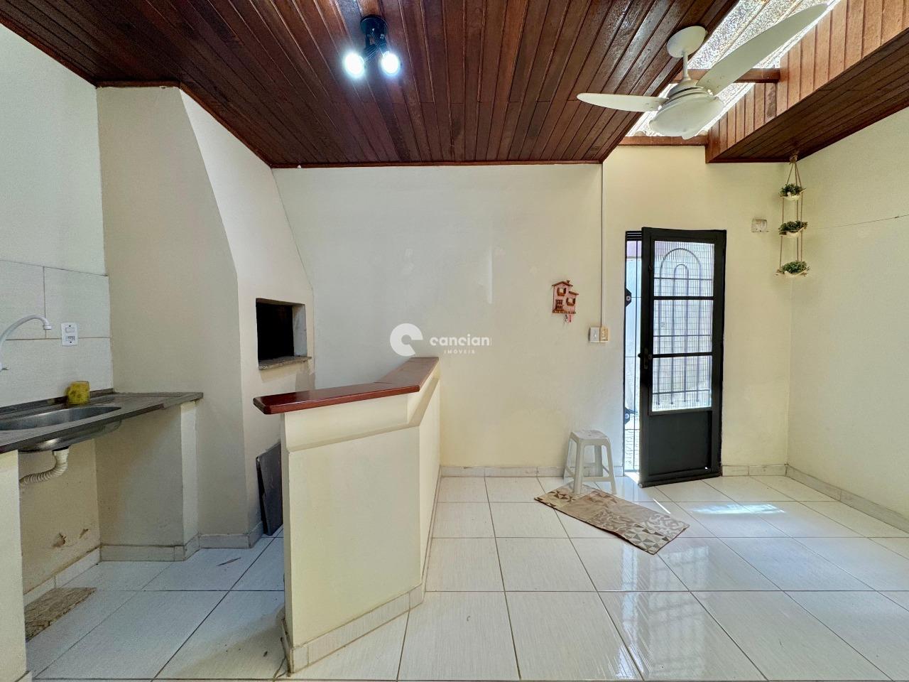 Casa de Condomínio à venda no Camobi: 