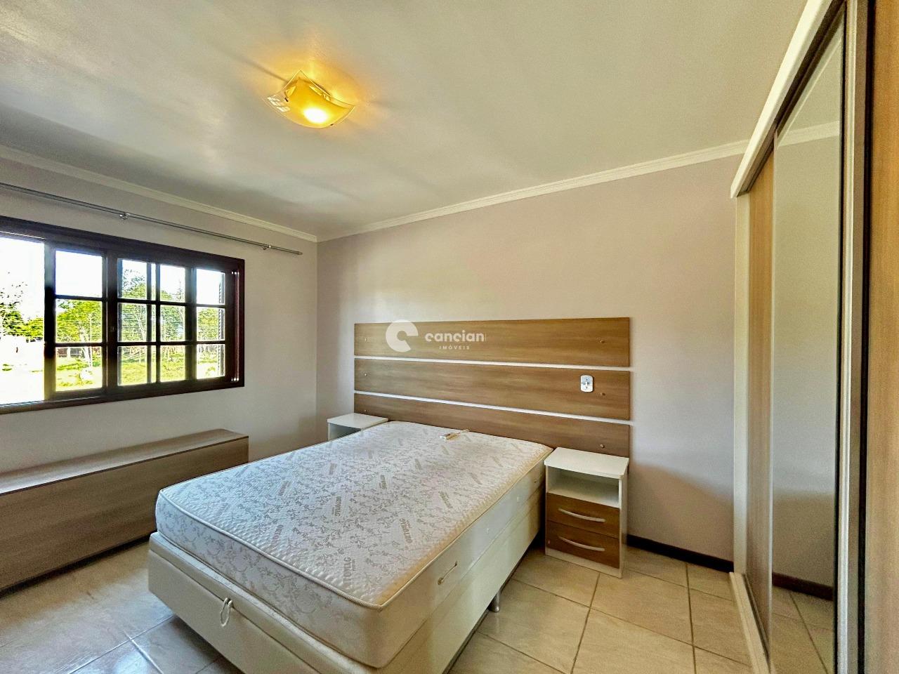 Casa de Condomínio à venda no Camobi: 