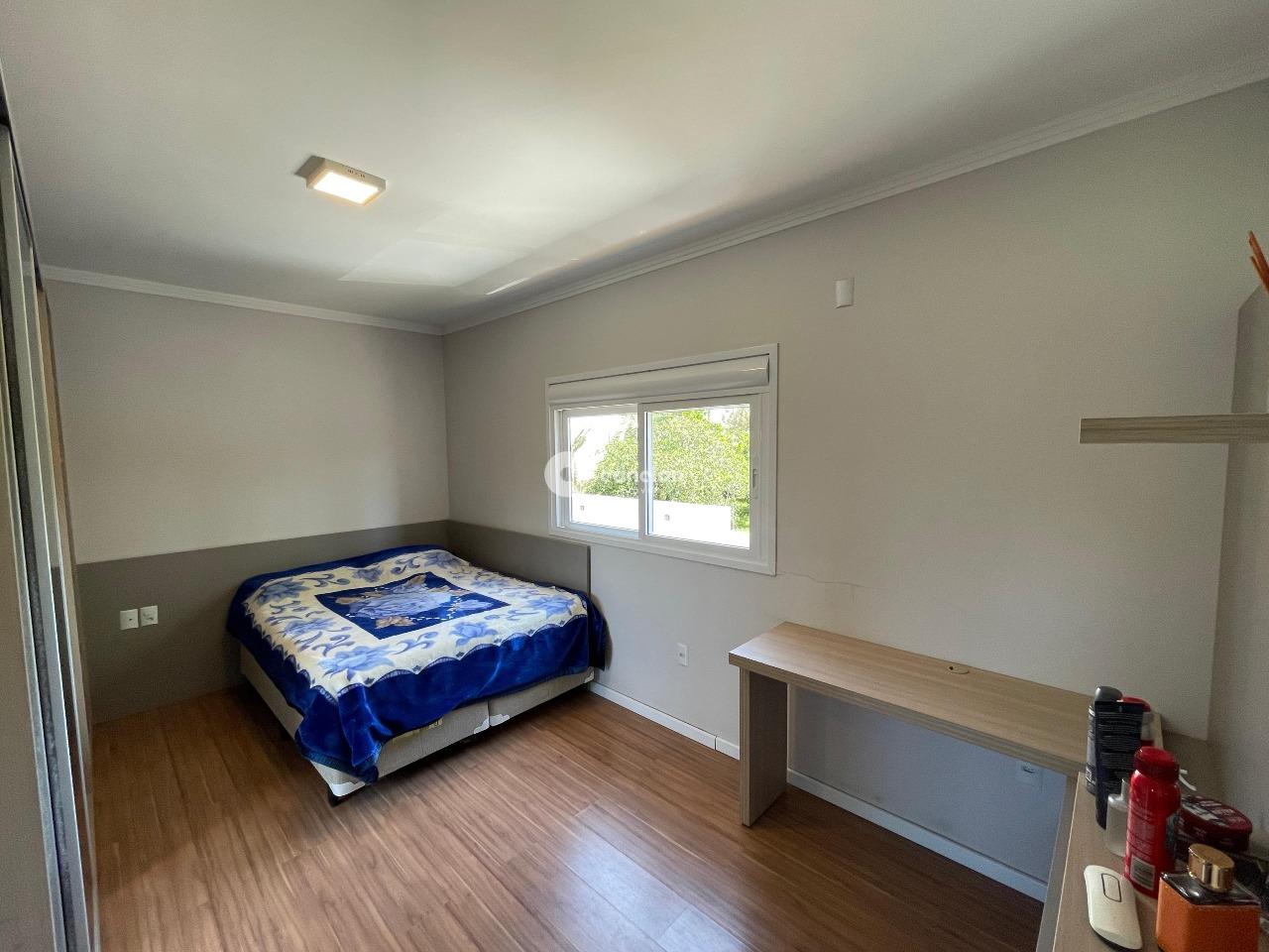 Casa de Condomínio à venda no Camobi: 