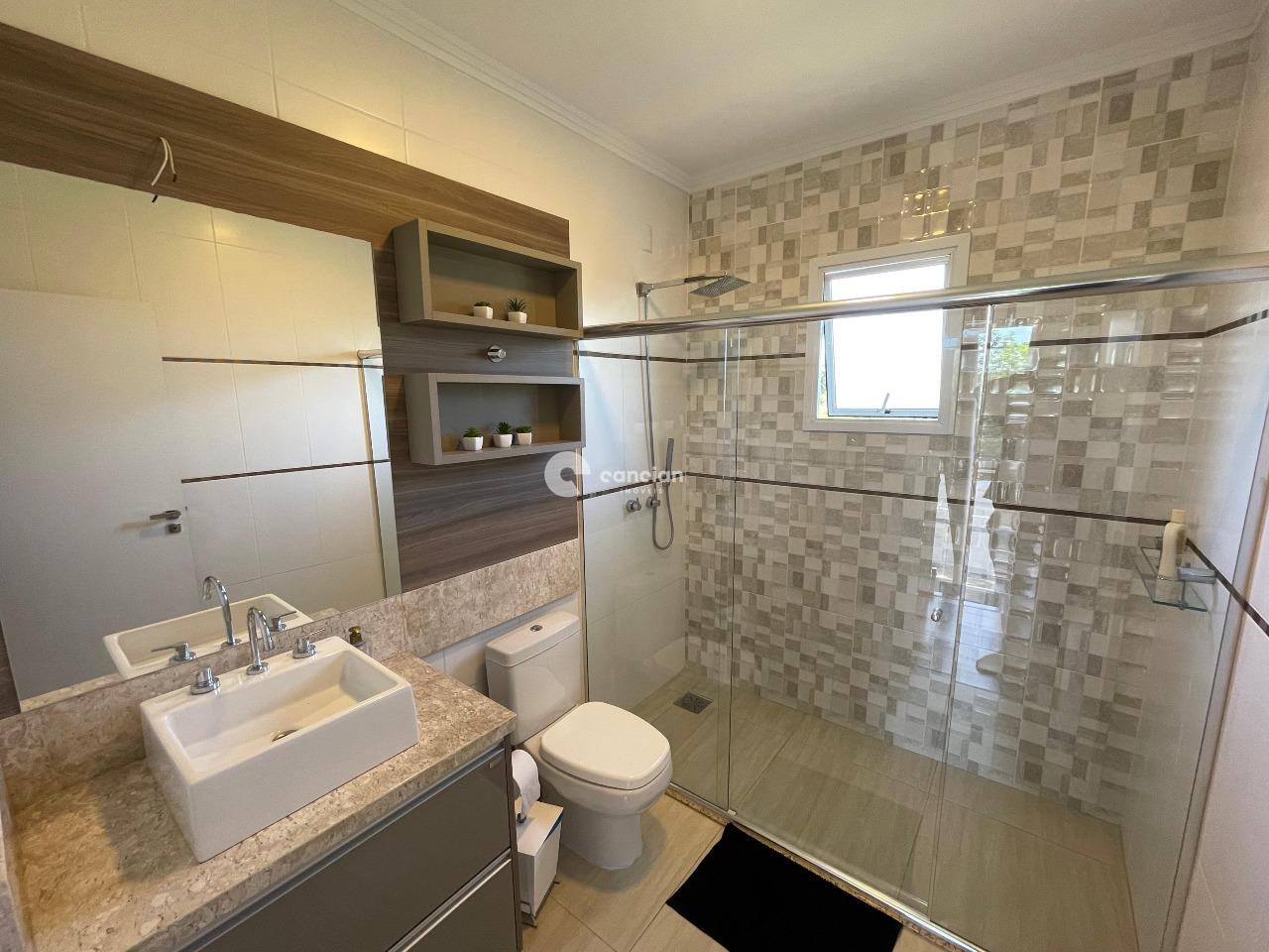 Casa de Condomínio à venda no Camobi: 