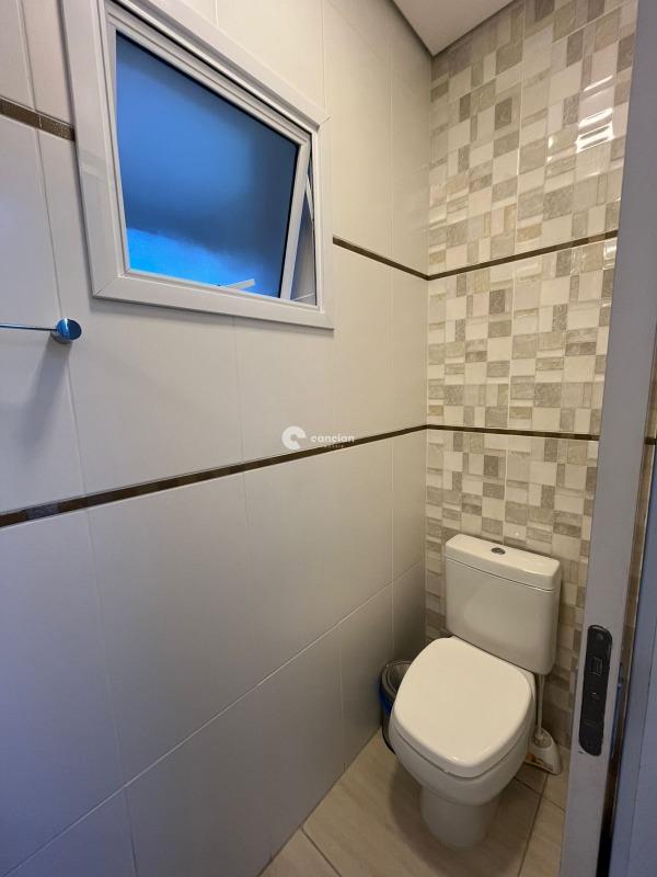 Casa de Condomínio à venda no Camobi: 