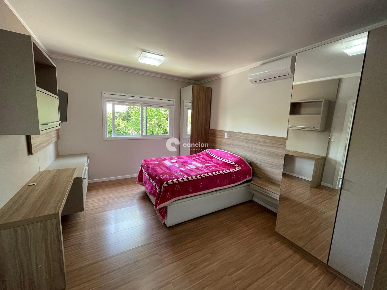 Casa de Condomínio à venda no Camobi: 