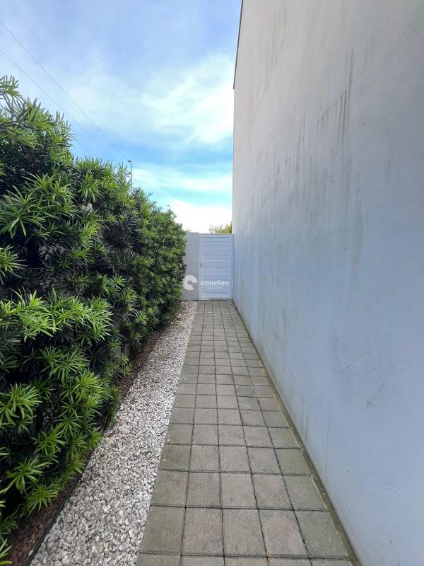 Casa de Condomínio à venda no Camobi: 