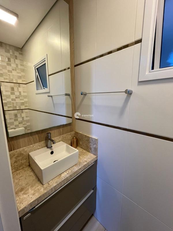 Casa de Condomínio à venda no Camobi: 