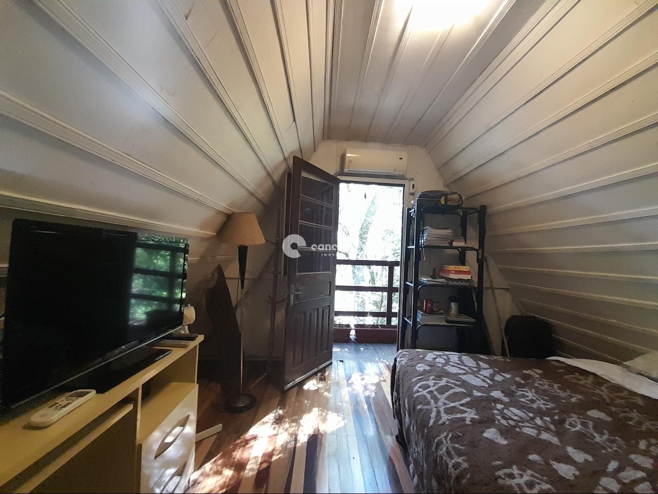 Casa à venda no Balneário Lermen: