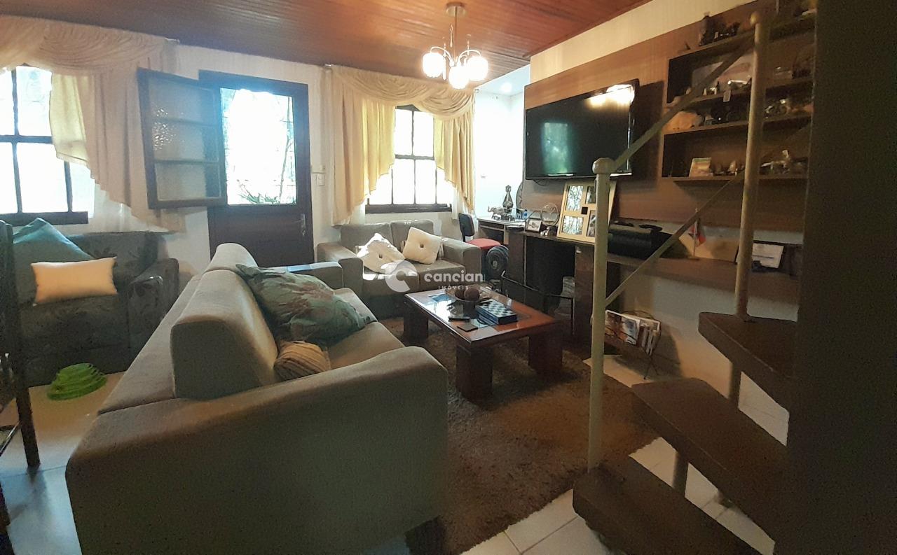 Casa à venda no Balneário Lermen: