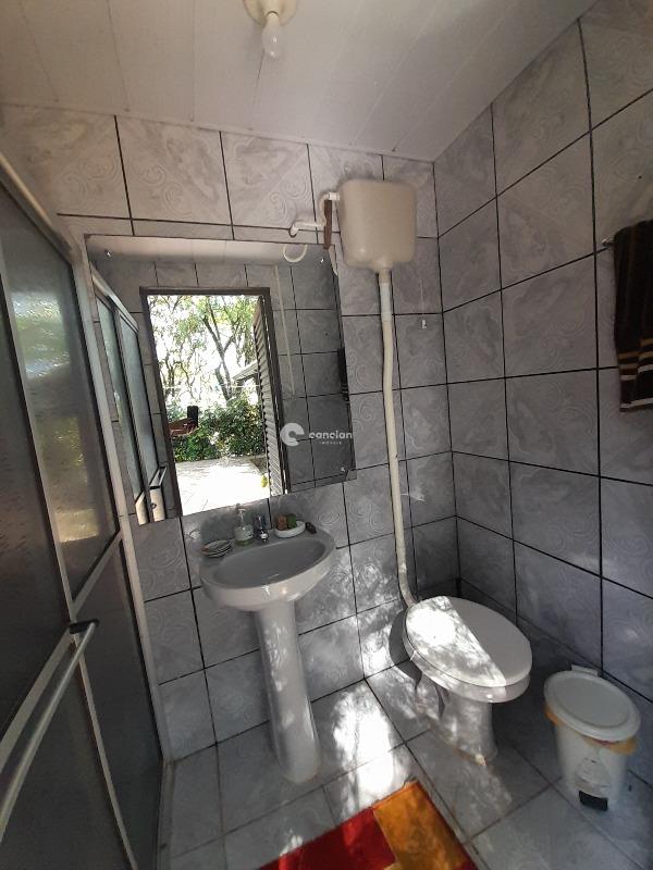 Casa à venda no Balneário Lermen: