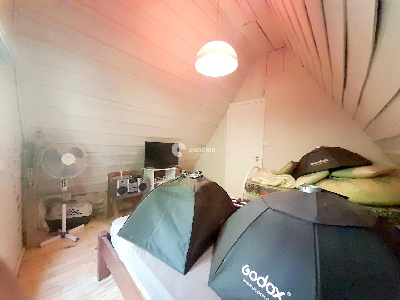 Casa à venda no Balneário Lermen: