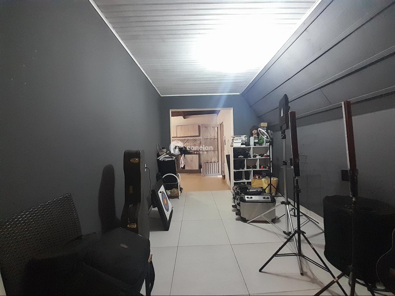 Casa à venda no Balneário Lermen: