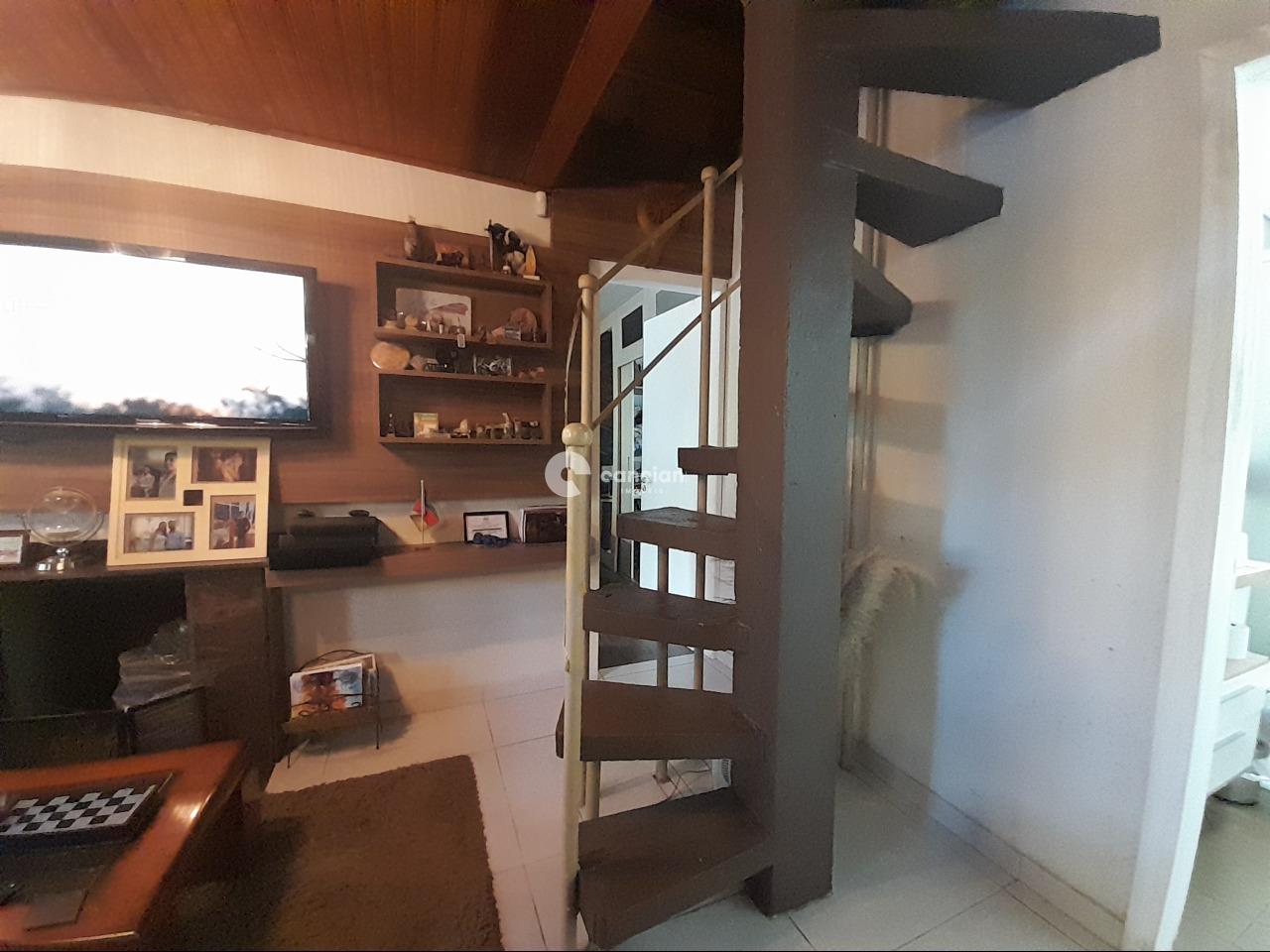 Casa à venda no Balneário Lermen: