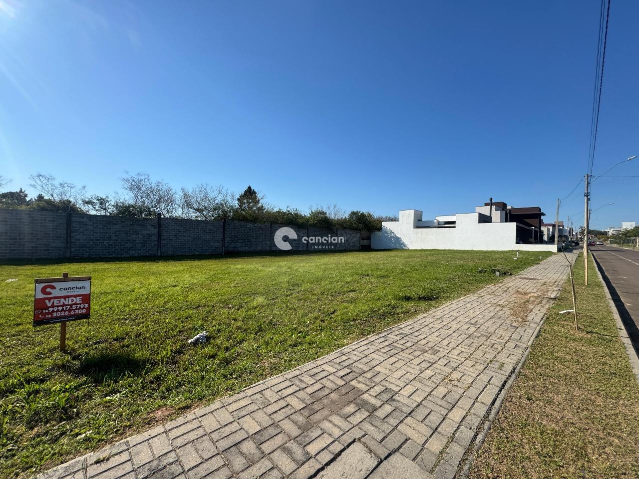 Terreno em condomínio à venda no Camobi: