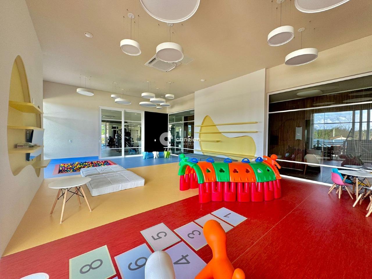 Terreno em condomínio à venda no Tomazetti: