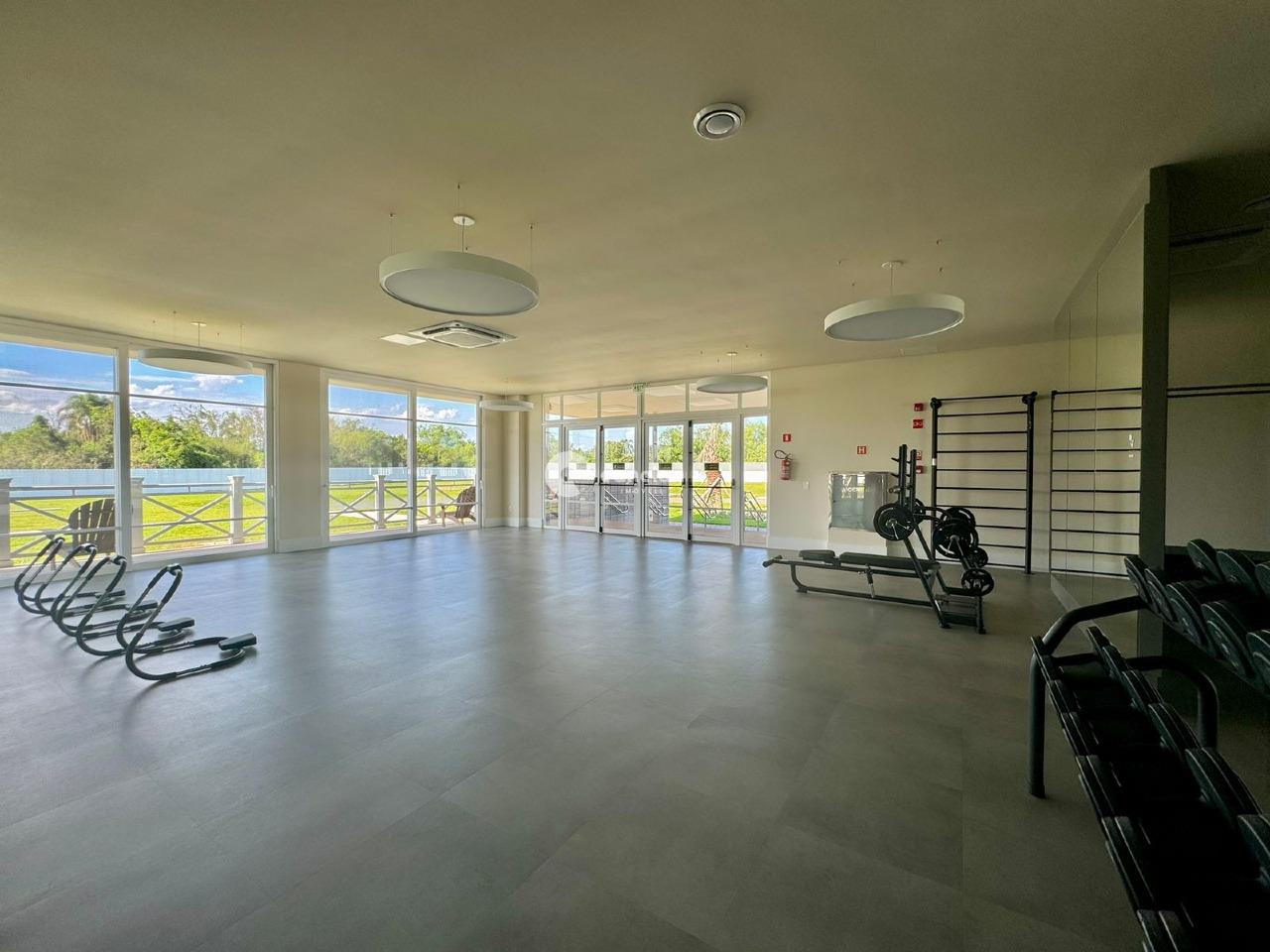 Terreno em condomínio à venda no Tomazetti: